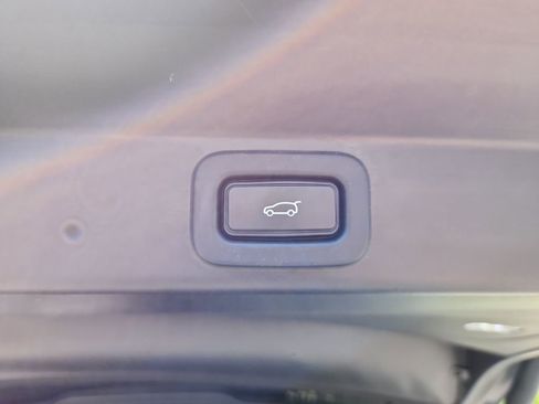 Used 2023 Land Rover Range Rover Sport SE AWD/4WD image 14