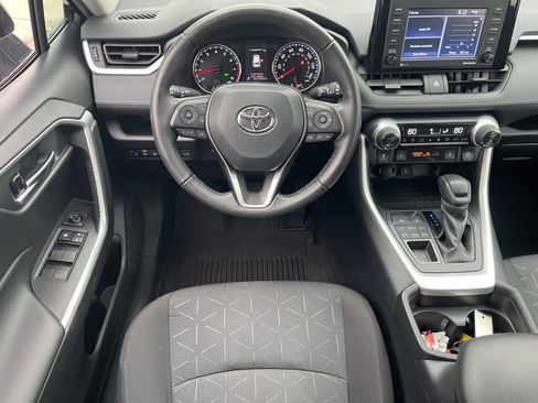 Used 2021 Toyota RAV4 XLE w/ Convenience Package AWD/4WD image 3