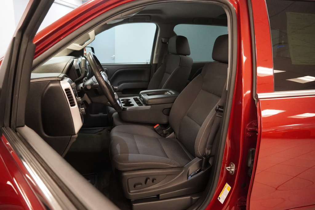 Used 2018 GMC Sierra 1500 SLE w/ SLE Value Package AWD/4WD image 13