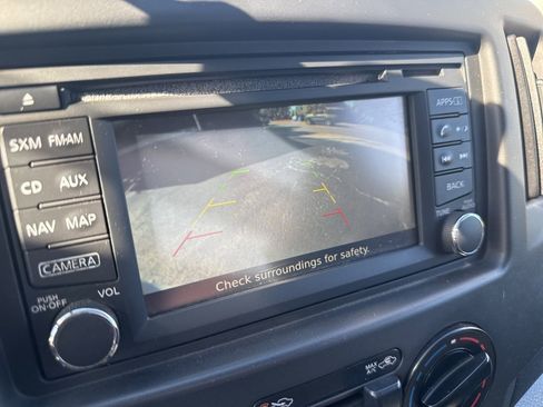 Used 2019 Nissan NV200 SV w/ Navigation Package image 4