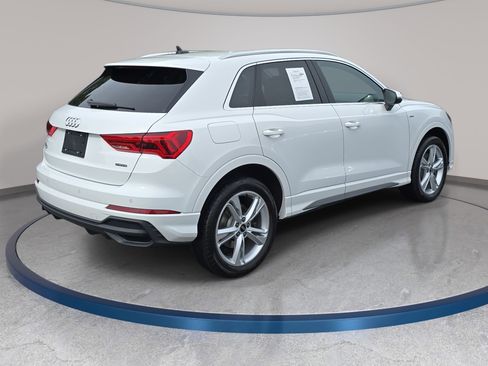 Used 2024 Audi Q3 2.0T Premium Plus w/ Premium Plus Package AWD/4WD image 5