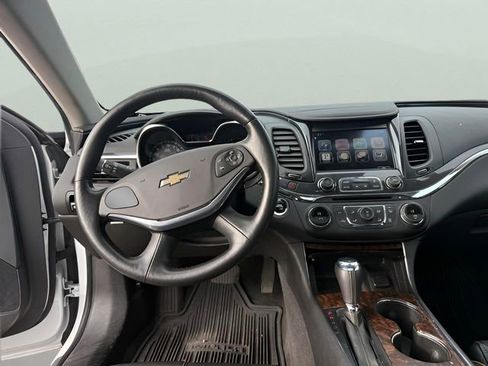 Used 2015 Chevrolet Impala LTZ image 19