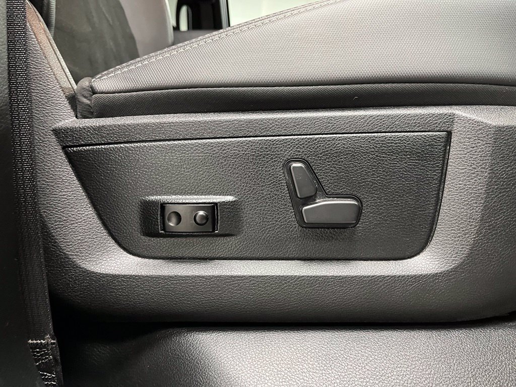 Used 2017 RAM 1500 Rebel w/ Luxury Group AWD/4WD image 60