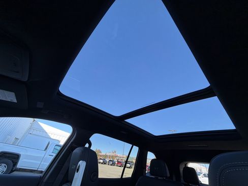 New 2026 Buick Enclave Sport Touring w/ Super Cruise Package image 19