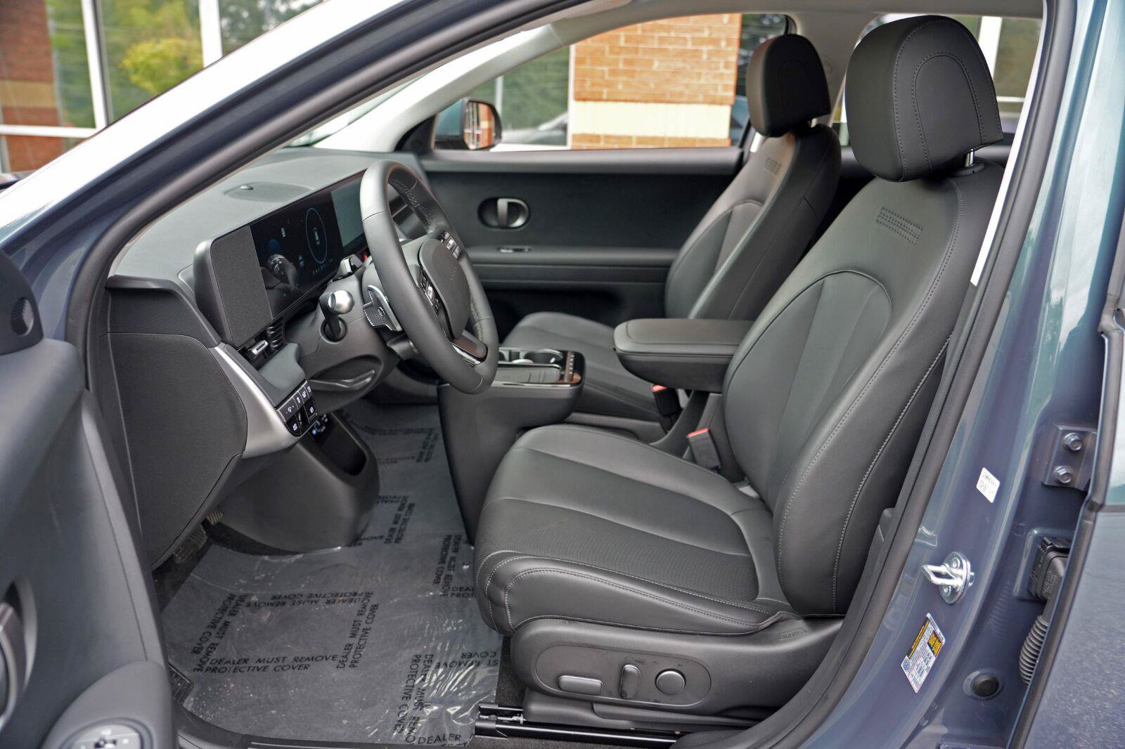 Used 2025 Hyundai Ioniq 5 SEL RWD image 16