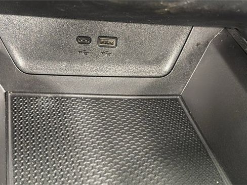 Used 2025 Chevrolet Equinox LT image 27