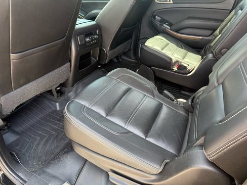 Used 2019 GMC Yukon XL Denali w/ Denali Ultimate Package AWD/4WD image 29