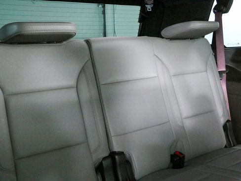 Used 2024 Chevrolet Tahoe LT w/ LT Signature Package RWD image 33