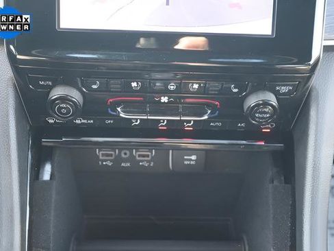 Used 2022 Jeep Grand Cherokee Overland image 20