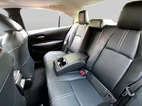 Used 2026 Toyota Corolla XLE FWD image 21