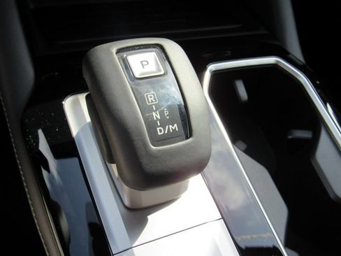 New 2026 Mitsubishi Outlander LE FWD image 27