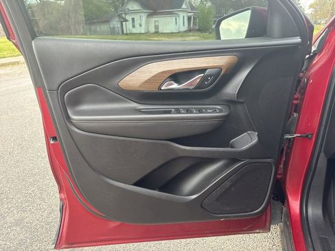 Used 2018 GMC Terrain SLE image 10