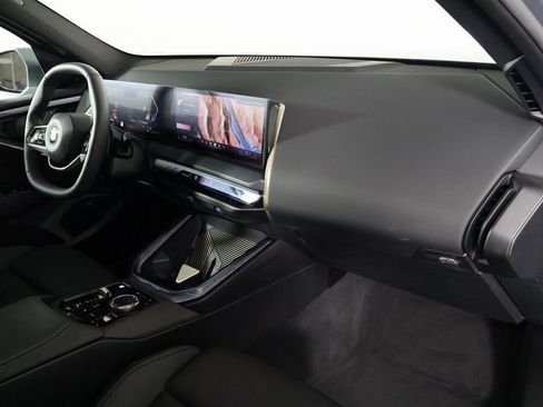 Used 2025 BMW X3 xDrive30i w/ Convenience Package image 9