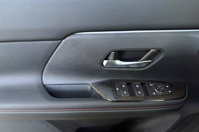 New 2026 Nissan Kicks SR AWD/4WD image 11
