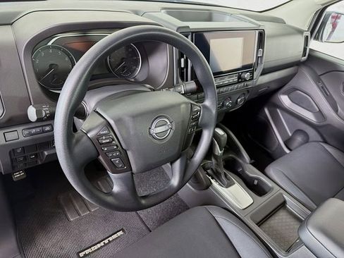 Certified 2025 Nissan Frontier S w/ S Utility Package AWD/4WD image 11