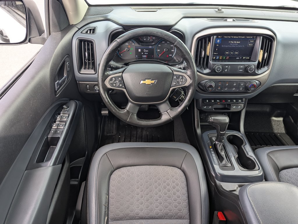 Used 2021 Chevrolet Colorado Z71 w/ Safety Package AWD/4WD image 28