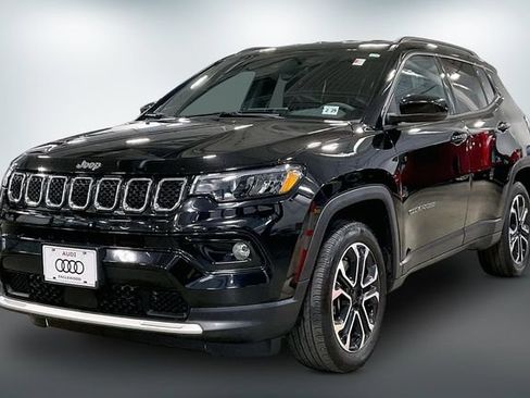 Used 2024 Jeep Compass Limited AWD/4WD image 2