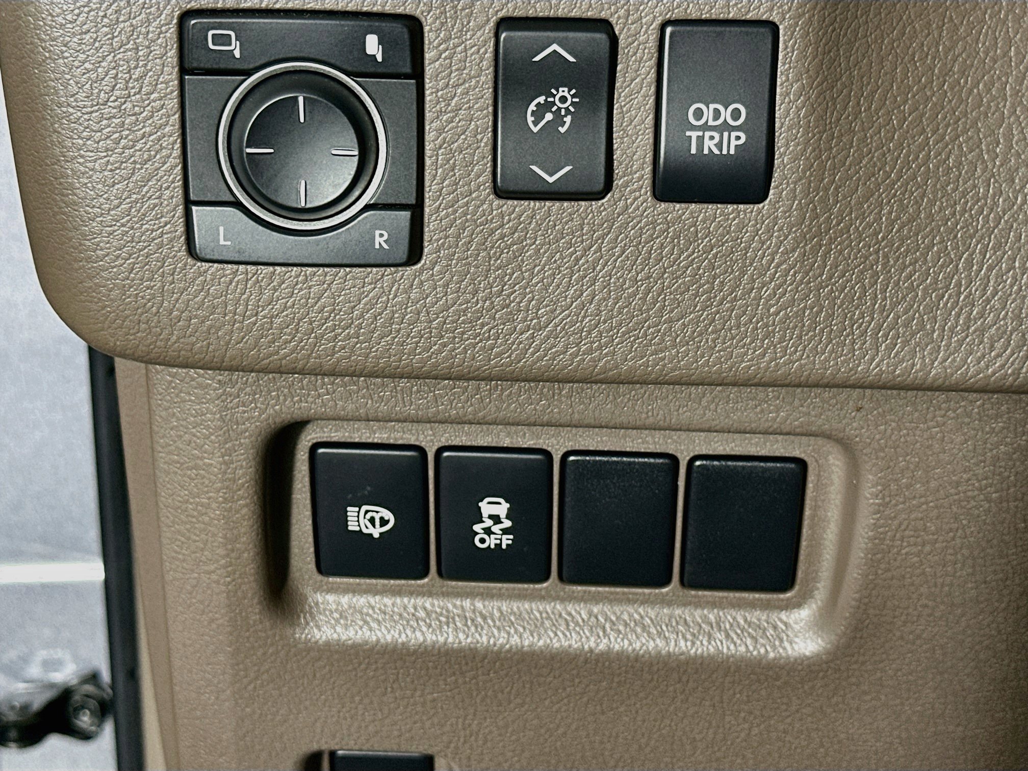 Used 2017 Lexus GX 460 Premium w/ Premium Package AWD/4WD image 17