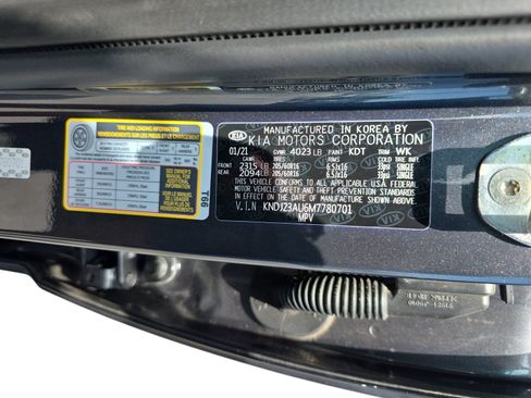Used 2021 Kia Soul LX FWD image 28