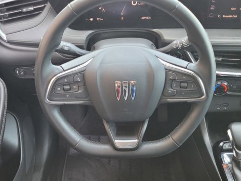 Used 2024 Buick Encore GX Sport Touring image 12