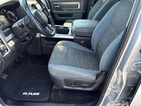 Used 2016 RAM 1500 Big Horn AWD/4WD image 10