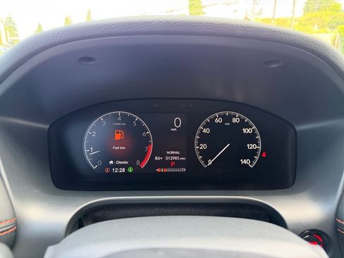 Used 2025 Honda HR-V Sport image 14