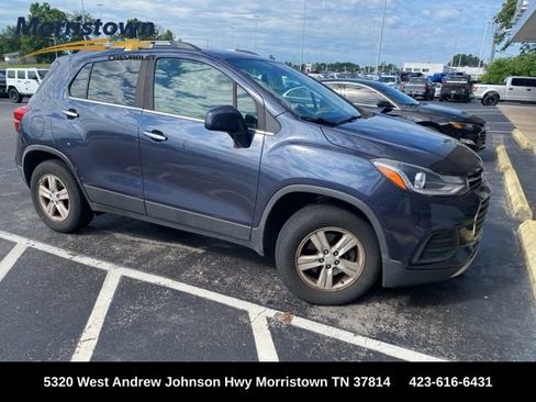 Used 2019 Chevrolet Trax LT w/ Driver Confidence Package AWD/4WD image 1