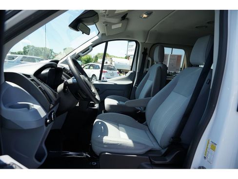 Used 2015 Ford Transit 150 XLT image 12