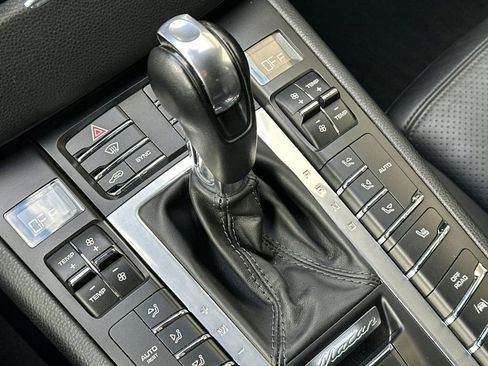 Used 2018 Porsche Macan GTS image 21