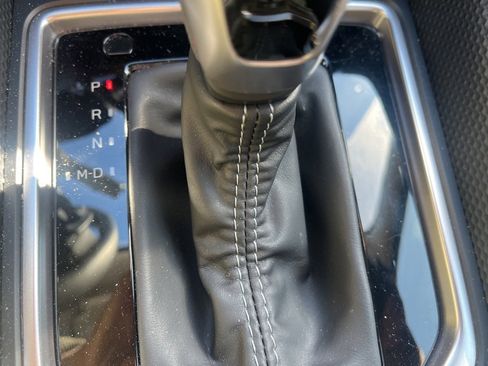 Used 2023 Subaru Forester Touring image 19