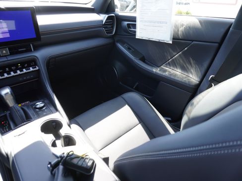 Used 2026 Lexus IS 350 F Sport RWD image 17