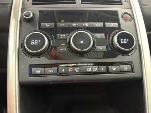 Used 2019 Land Rover Discovery Sport HSE AWD/4WD image 18