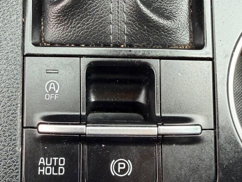 Used 2022 Kia K5 LX FWD image 23