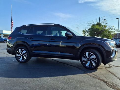 Used 2026 Volkswagen Atlas SE AWD/4WD image 33