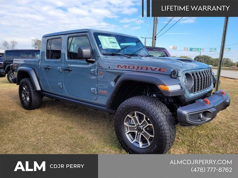New 2025 Jeep Gladiator Mojave w/ Safety Group AWD/4WD image 19