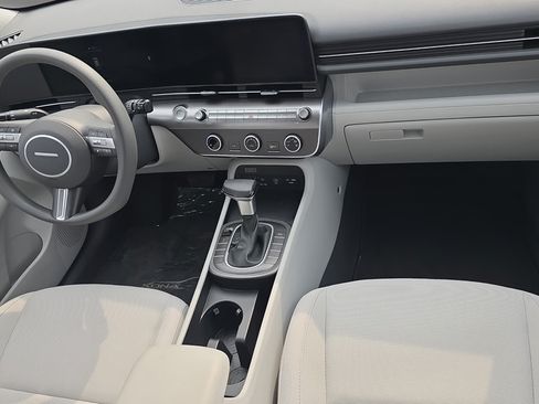 Certified 2026 Hyundai Kona SE AWD/4WD image 11