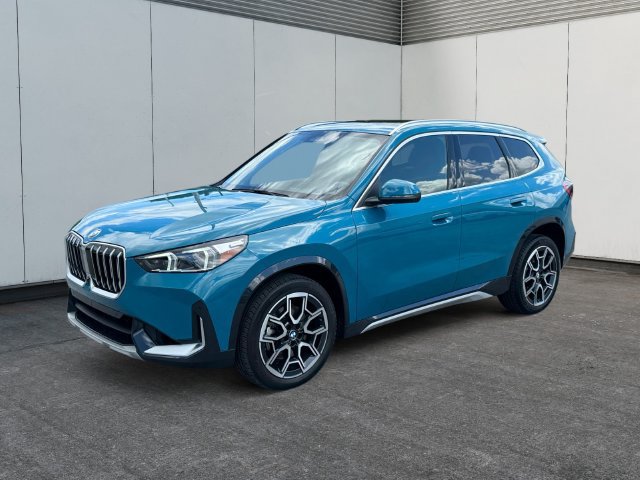 Used 2025 BMW X1 xDrive28i AWD/4WD image 1