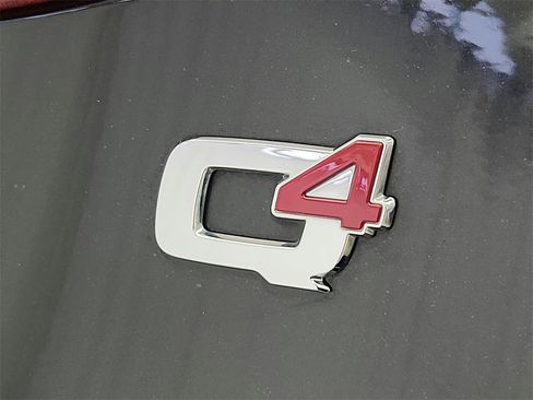 Used 2018 Alfa Romeo Stelvio AWD image 33