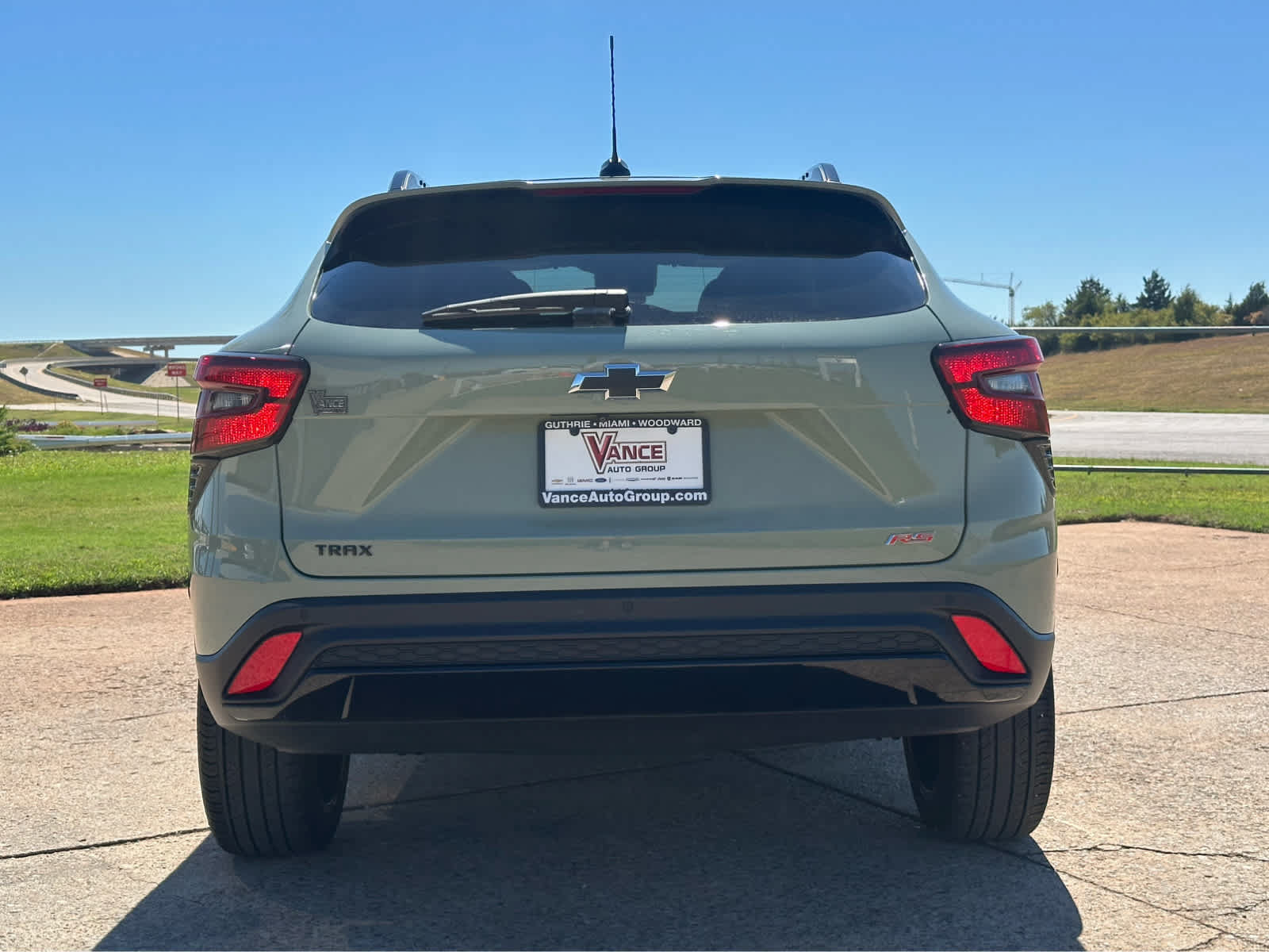 Used 2024 Chevrolet Trax RS w/ Driver Confidence Package FWD image 7