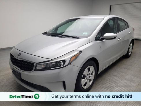 Used 2018 Kia Forte LX image 1