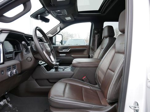 Used 2024 GMC Sierra 1500 Denali w/ Denali Reserve Package AWD/4WD image 15