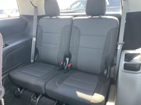 Used 2020 GMC Acadia SLE w/ Driver Convenience Package image 14