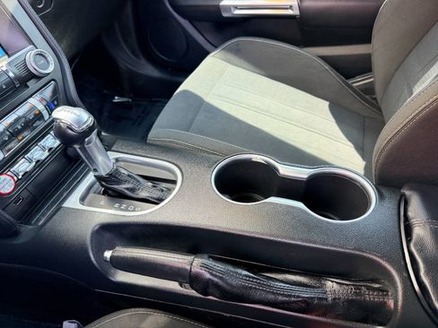 Used 2018 Ford Mustang GT RWD image 41