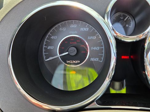 Used 2009 Pontiac Solstice GXP w/ Premium Package RWD image 19