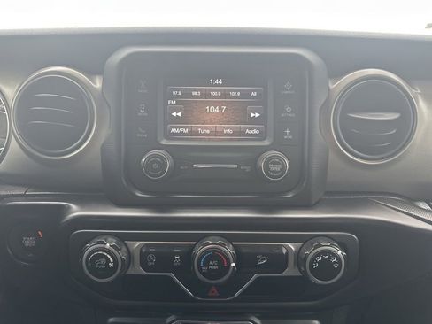 Used 2020 Jeep Wrangler Unlimited Sport AWD/4WD image 23