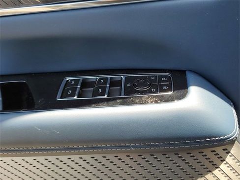 New 2025 Cadillac Escalade IQ Luxury 2 w/ LPO, Radiant Package image 20