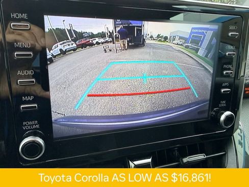 Used 2020 Toyota Corolla LE FWD image 8
