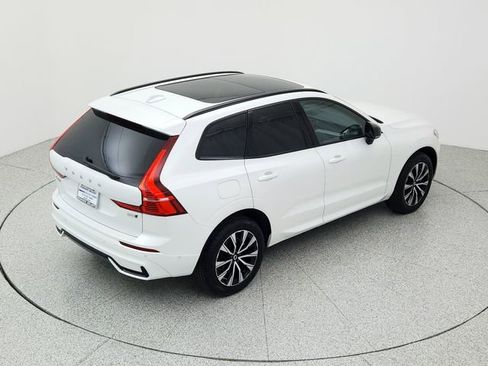 Certified 2025 Volvo XC60 B5 Plus image 15