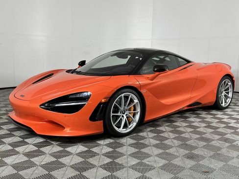 Used 2024 McLaren 750S image 4