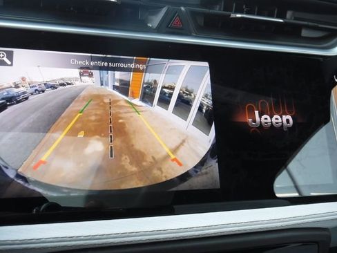 New 2026 Jeep Cherokee Overland w/ Trailer Tow Group image 24